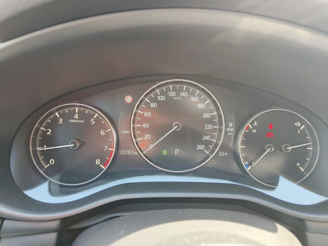 MAZDA 3 2.0L e-SKYACTIV X 186ps 6AT FWD Takumi