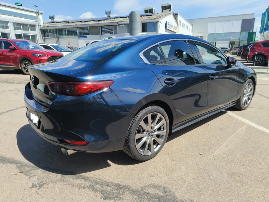 MAZDA 3 2.0L e-SKYACTIV X 186ps 6AT FWD Takumi