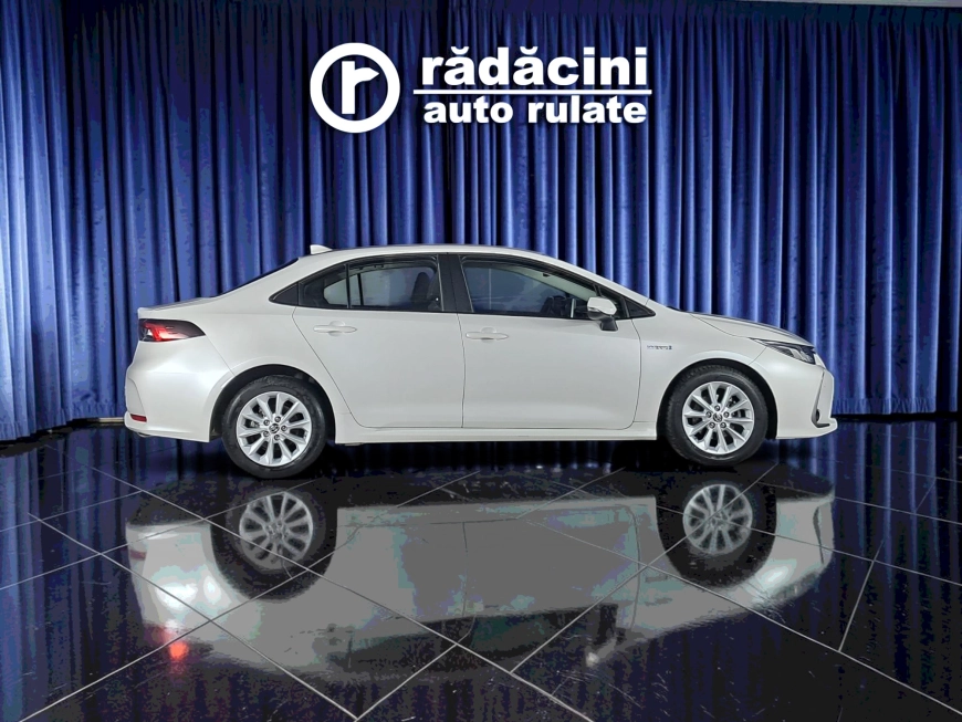 TOYOTA COROLLA DYNAMIC 1.8i HYBRID E-CVT HSE 98CP 2021