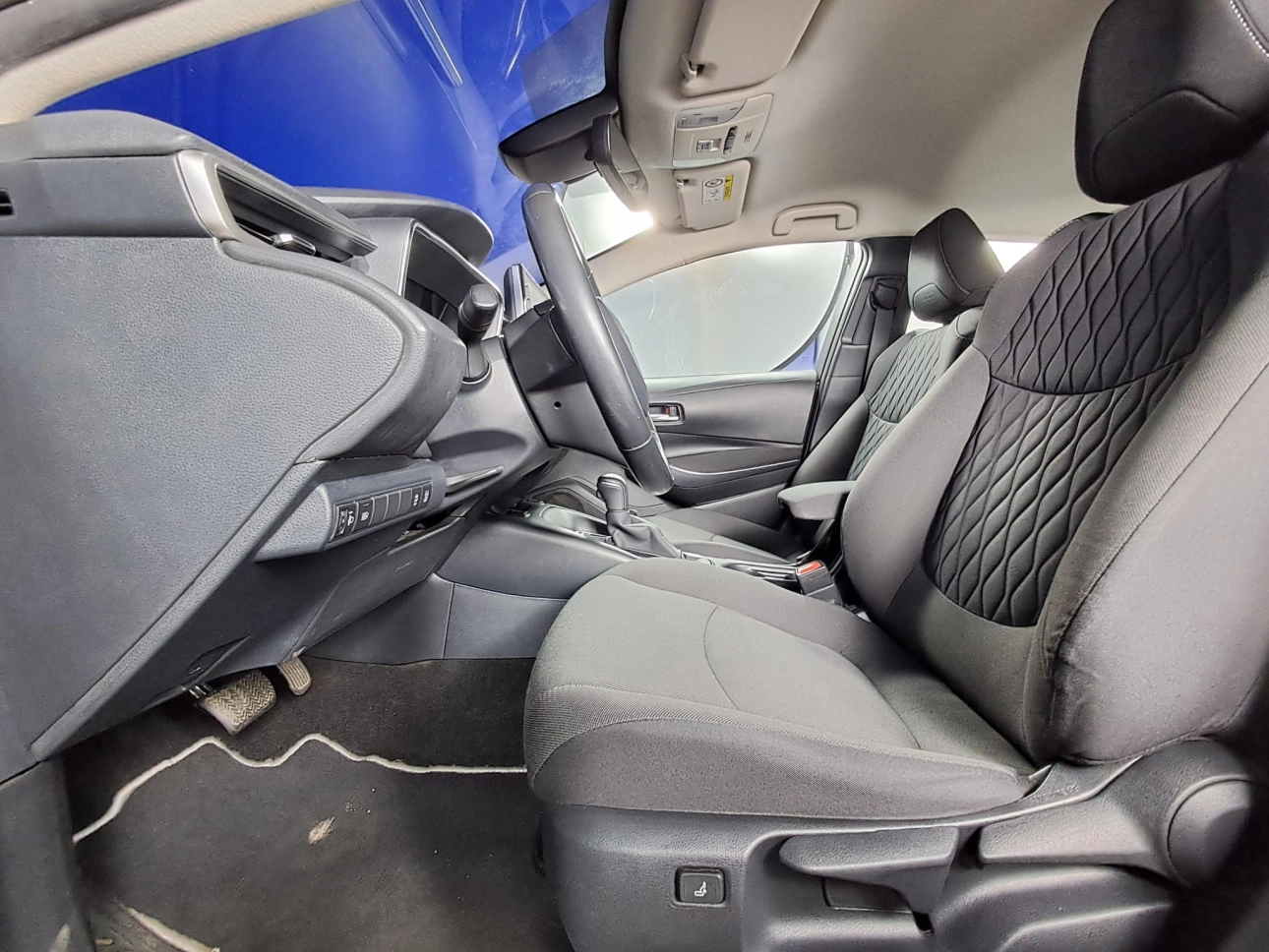 TOYOTA COROLLA DYNAMIC 1.8i HYBRID E-CVT HSE 98CP 2021