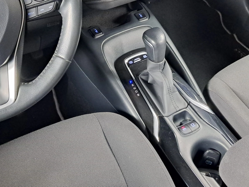 TOYOTA COROLLA DYNAMIC 1.8i HYBRID E-CVT HSE 98CP 2021