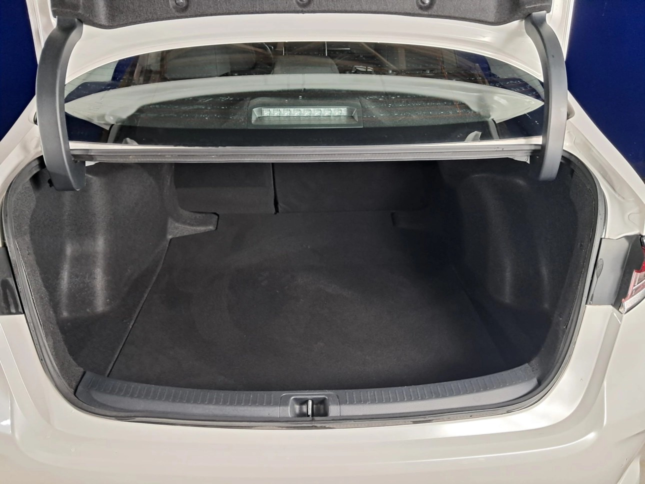 TOYOTA COROLLA DYNAMIC 1.8i HYBRID E-CVT HSE 98CP 2021