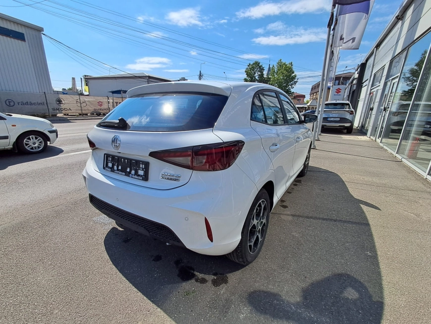 MG ZS MG 3 HEV EXCITE 1.5 T GDI  194 CP