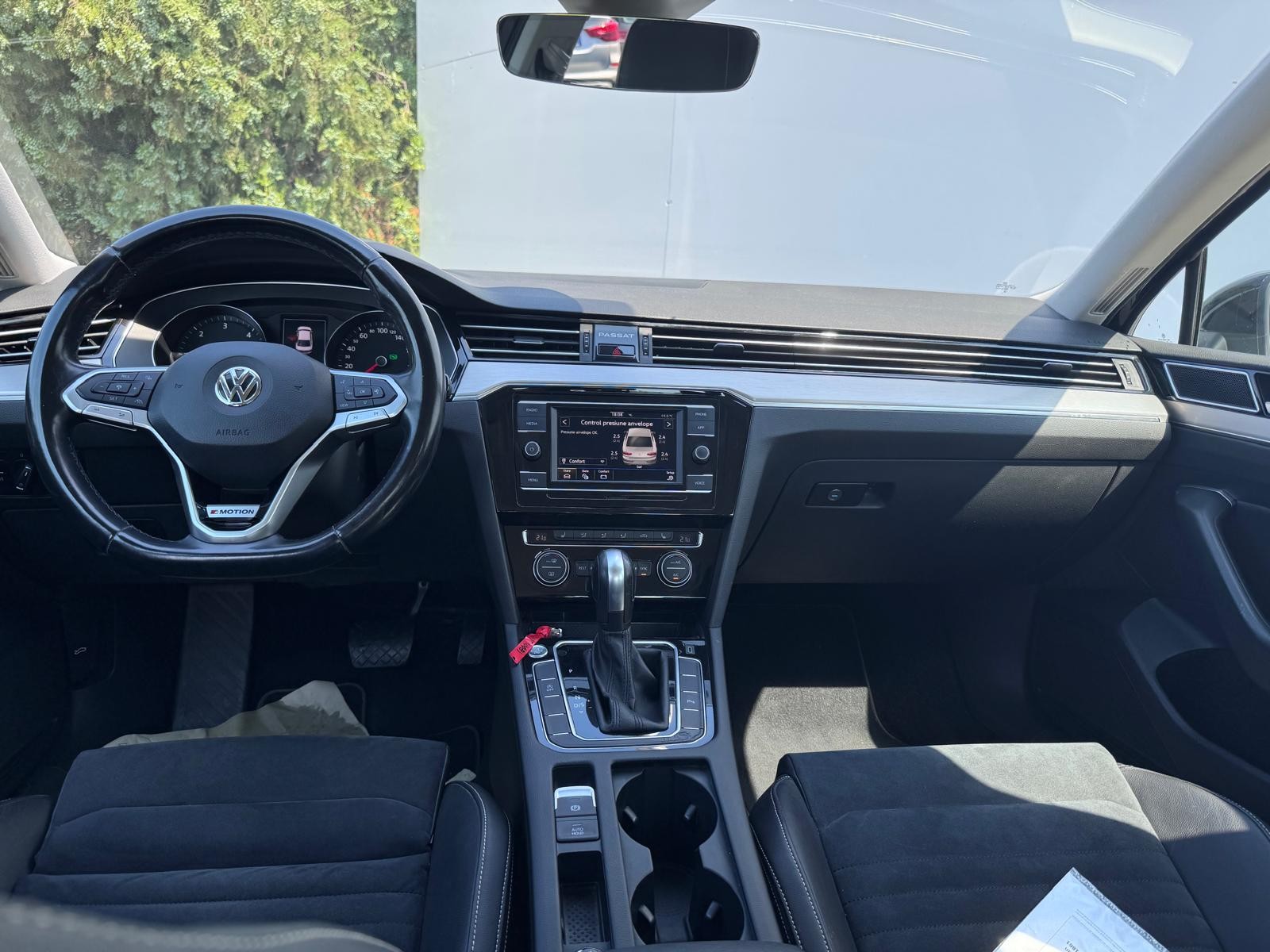 VOLKSWAGEN Passat 2019 — imagine 12