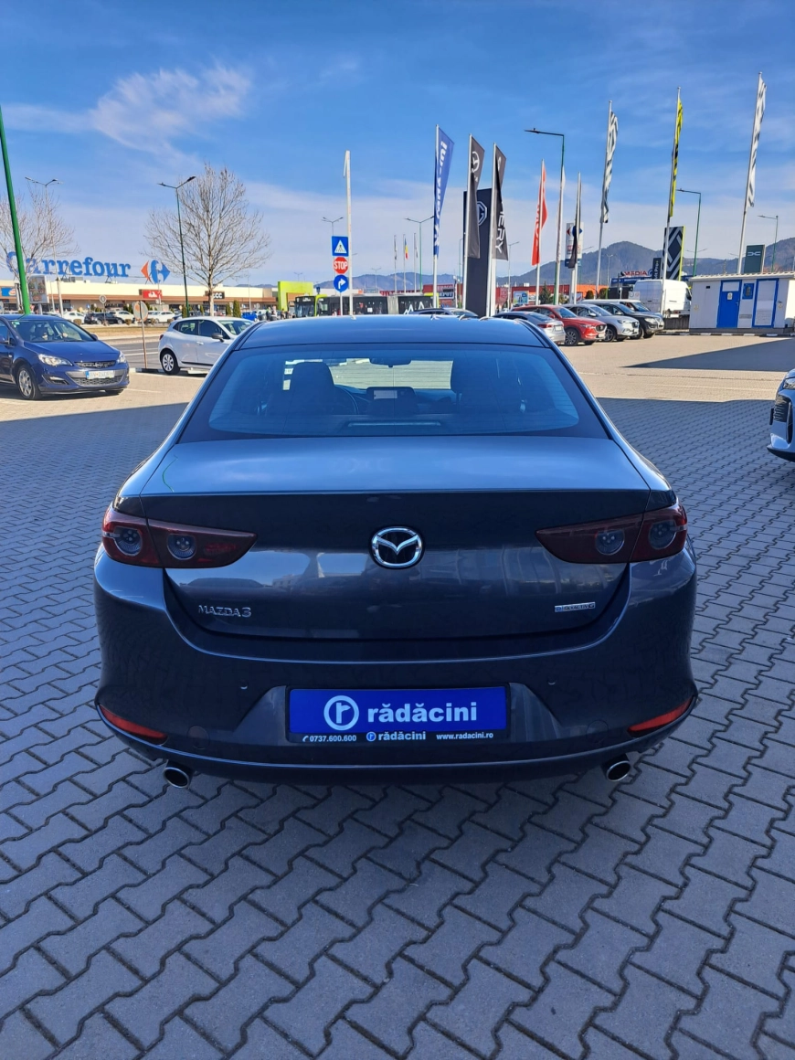 Mazda 3 Sedan 2021