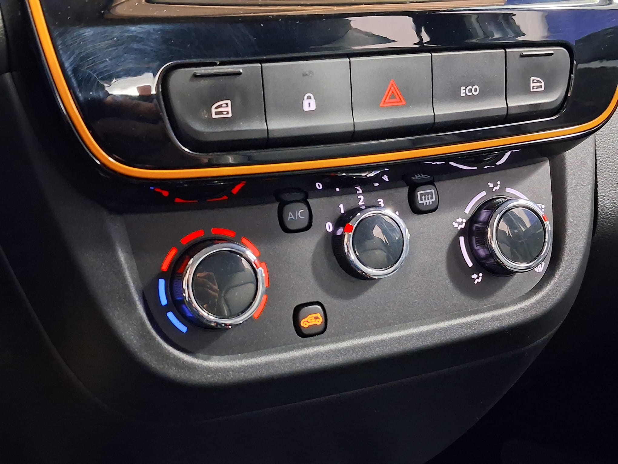 DACIA Spring 2021 — imagine 20