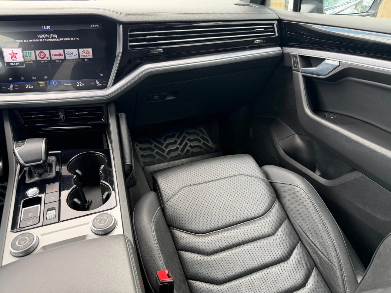 Volkswagen TOUAREG SUV 2020