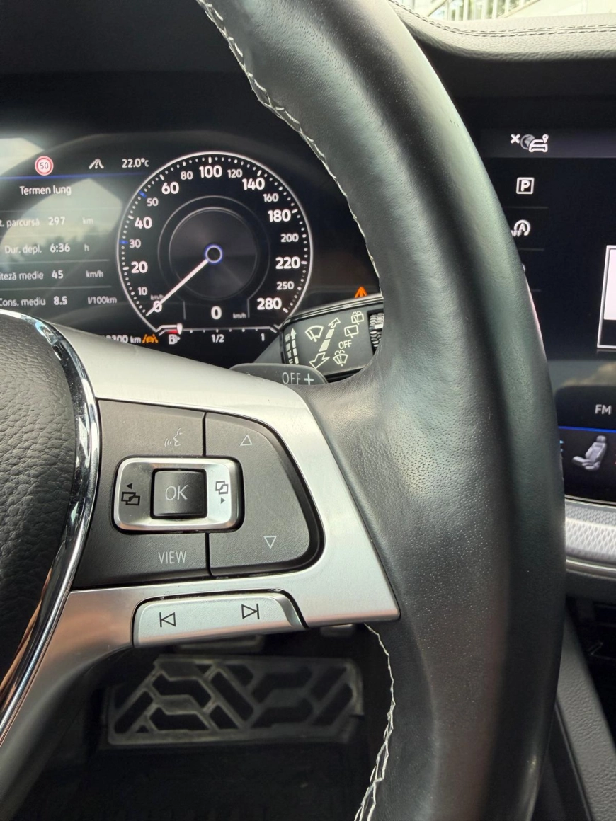 Volkswagen TOUAREG SUV 2020