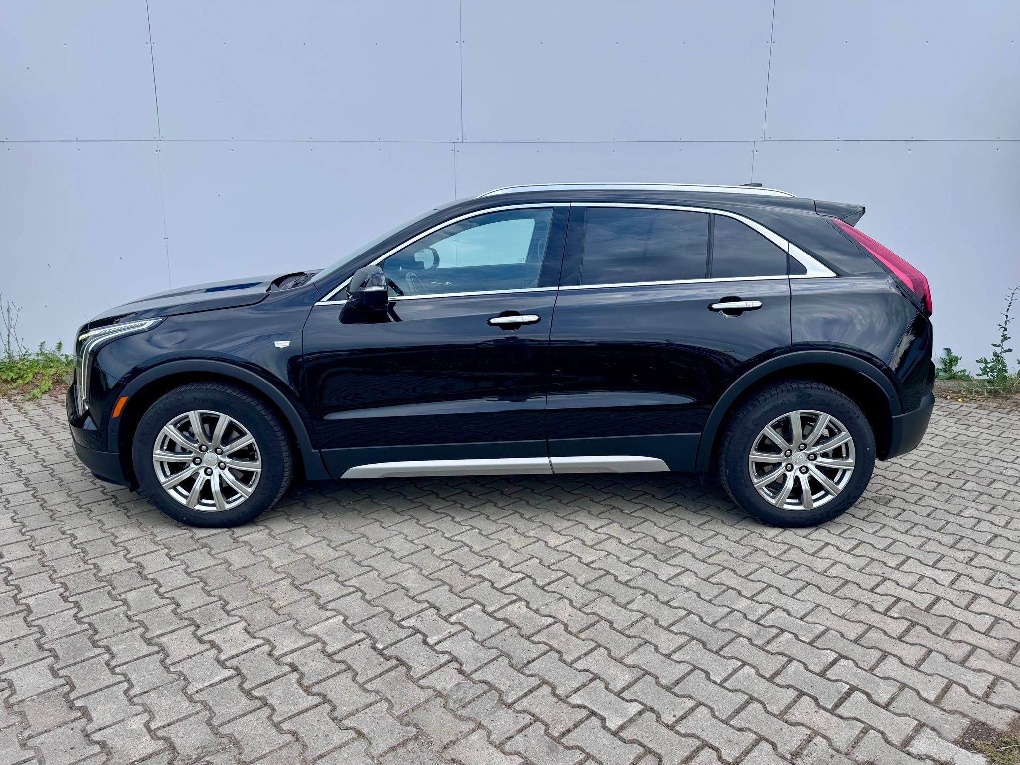 CADILLAC XT4 2024 — imagine 3