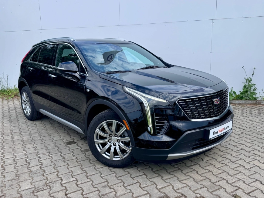 Cadillac XT4 SUV 2024