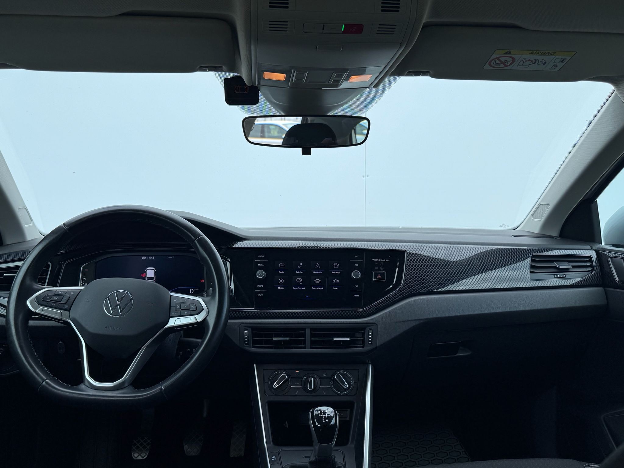 VOLKSWAGEN Polo 2023 — imagine 9