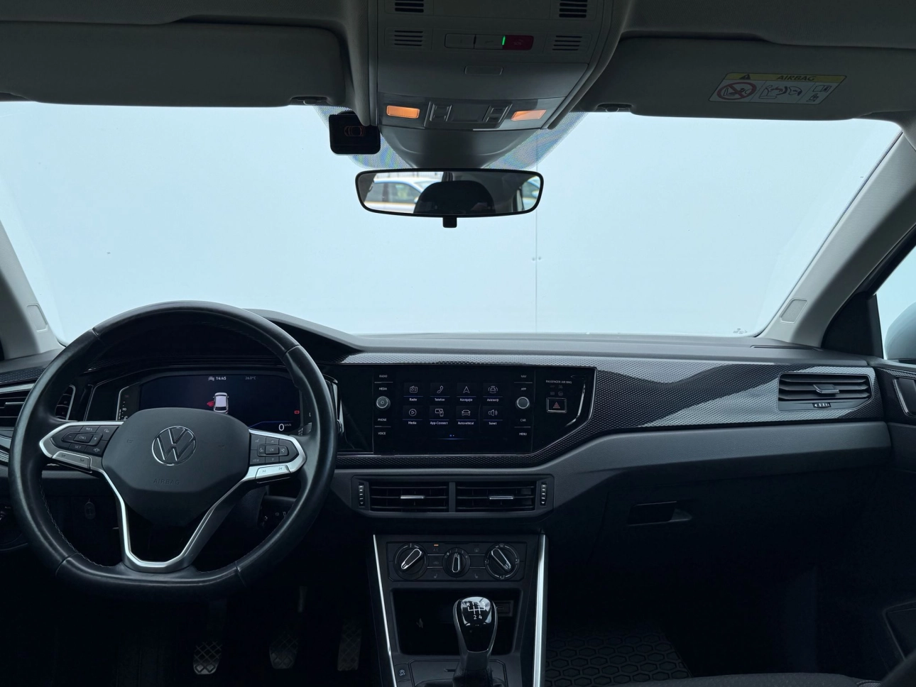 Volkswagen POLO LIFE Hatchback 2023