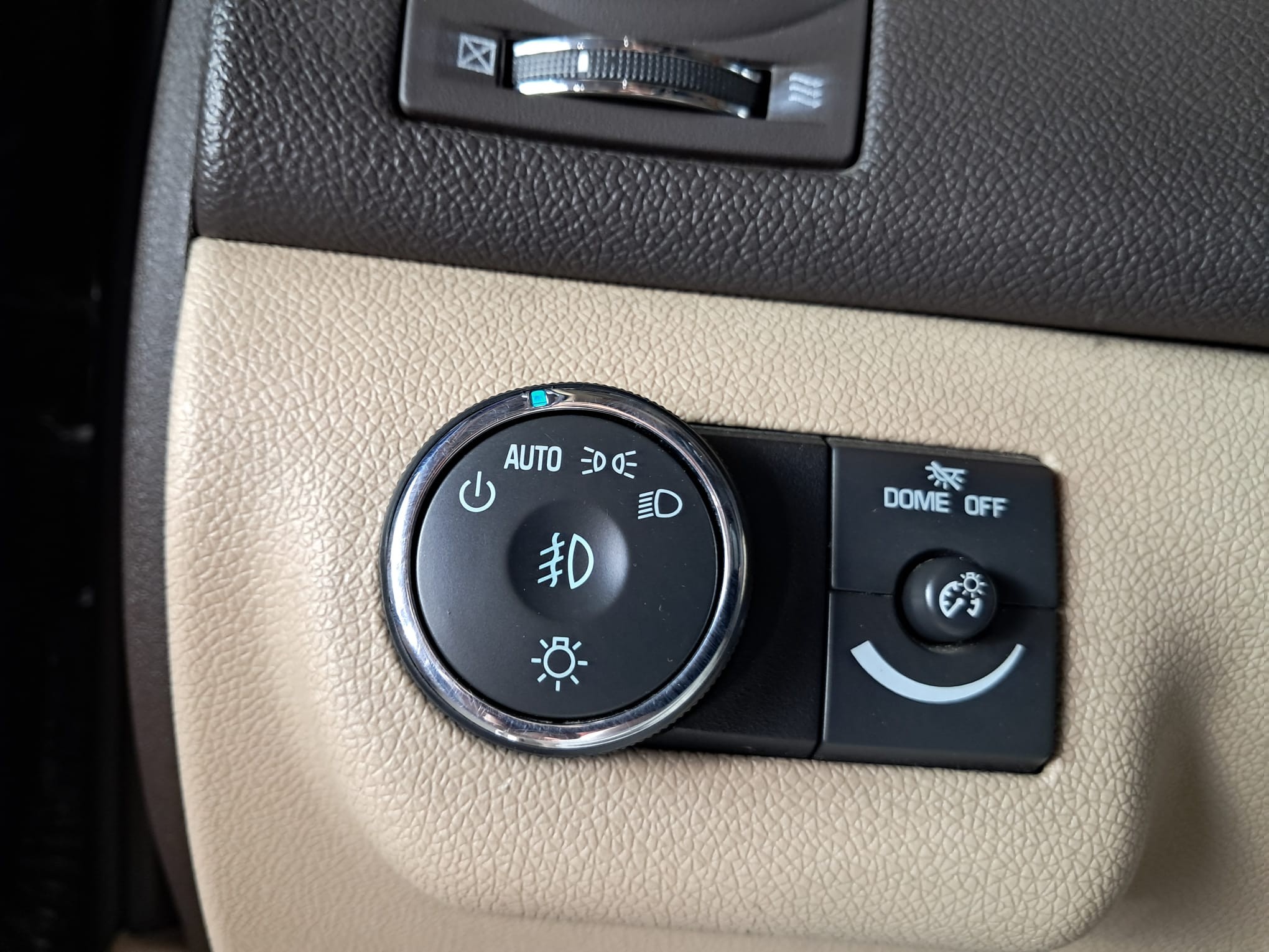 BUICK Enclave 2010 — imagine 17