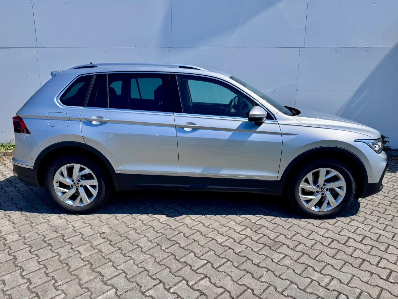Volkswagen Tiguan eHybrid SUV 2023