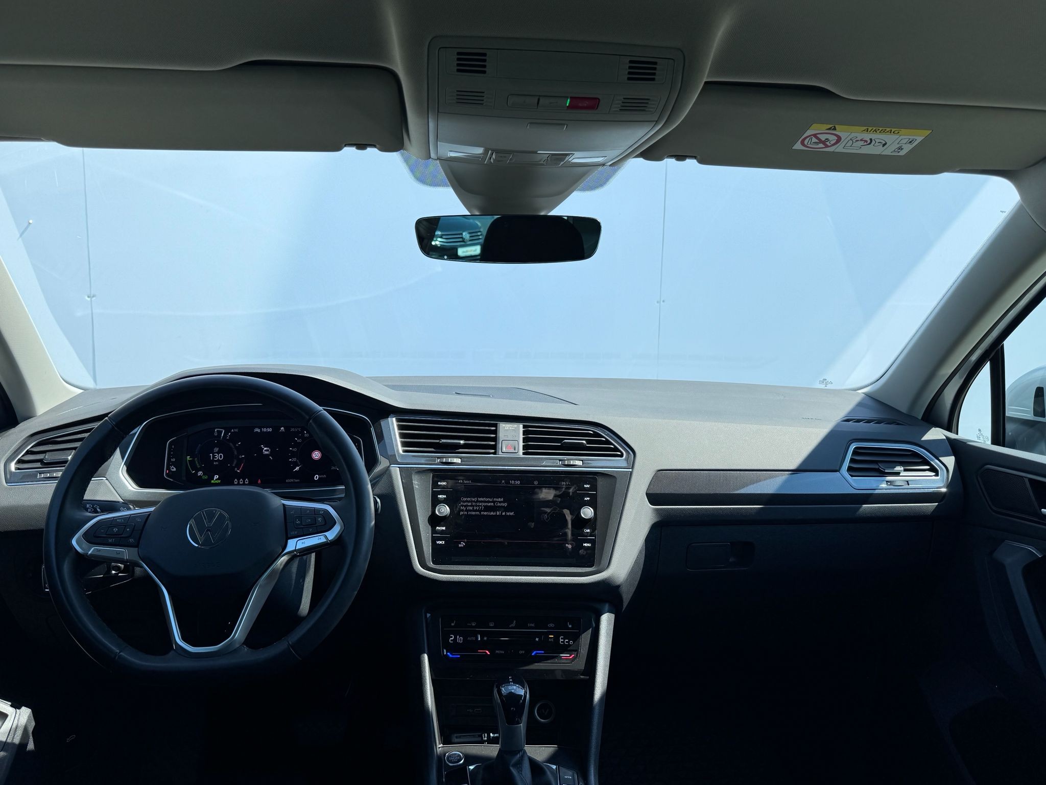 VOLKSWAGEN Tiguan 2023 — imagine 9