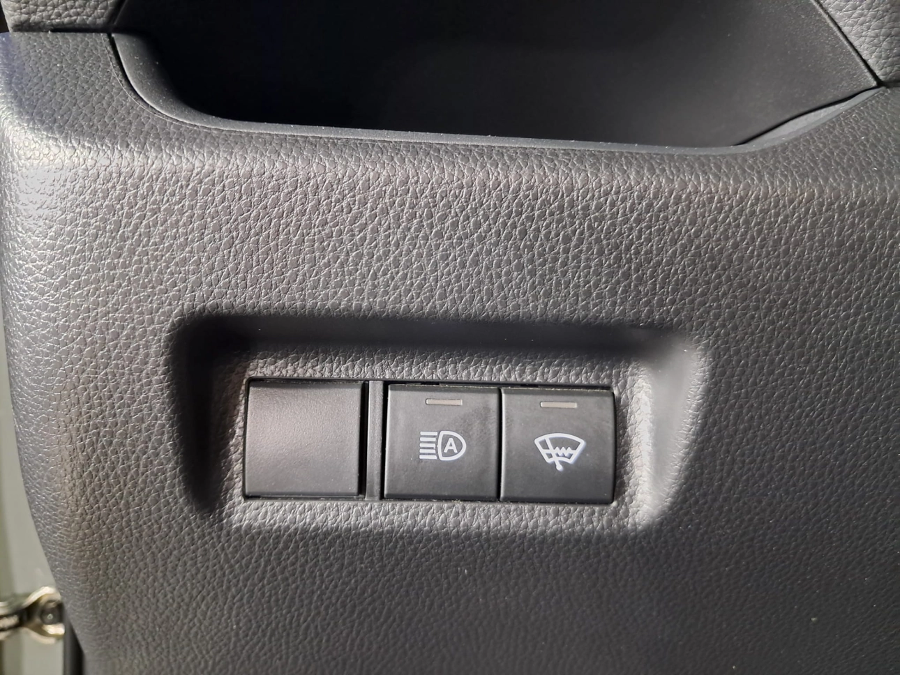 TOYOTA RAV 4 DYNAMIC HYBRID HSD E-CVT