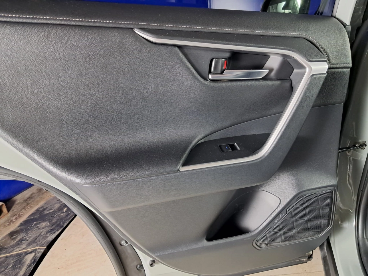 TOYOTA RAV 4 DYNAMIC HYBRID HSD E-CVT