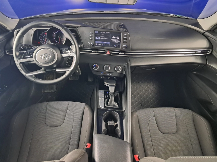 HYUNDAI ELANTRA 1.6i 122 CP 2022