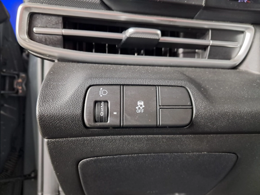 HYUNDAI ELANTRA 1.6i 122 CP 2022