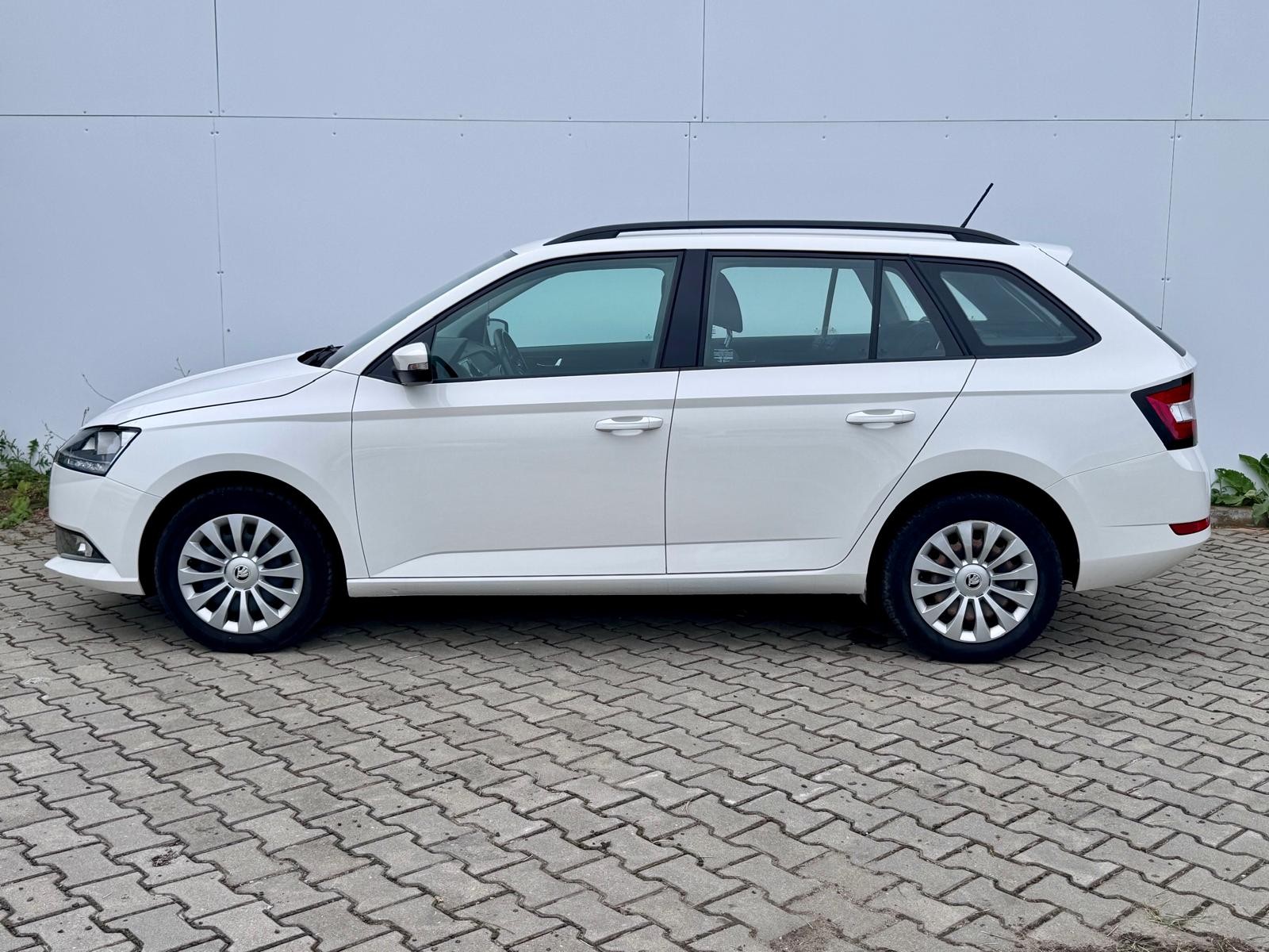 SKODA Fabia 2022 — imagine 32