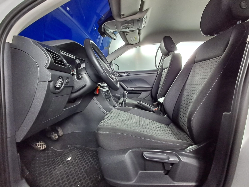 VOLKSWAGEN T-CROSS LIFE 1.0i 110CP 2022