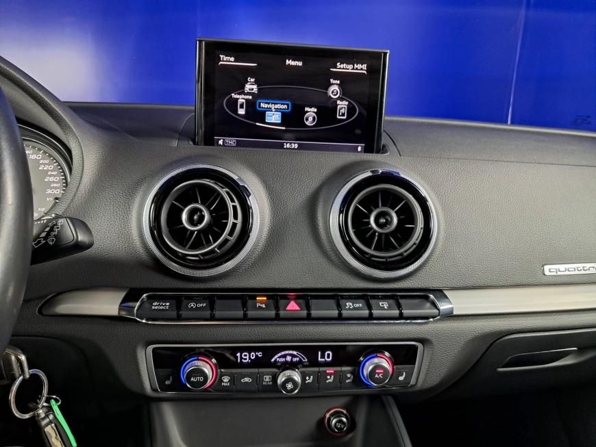 AUDI S3 SPORTBACK QUATTRO 2.0TFSI 300CP 204