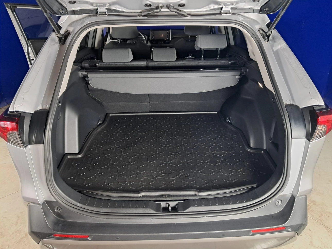 TOYOTA RAV 4 DYNAMIC HSD E-CVT HYBRID 2.5i 178CP 2022
