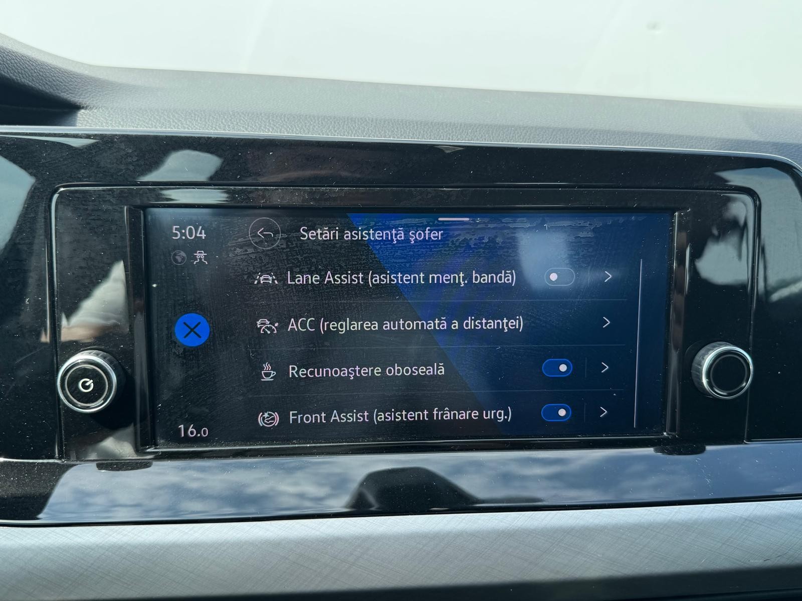 VOLKSWAGEN Golf 2022 — imagine 45