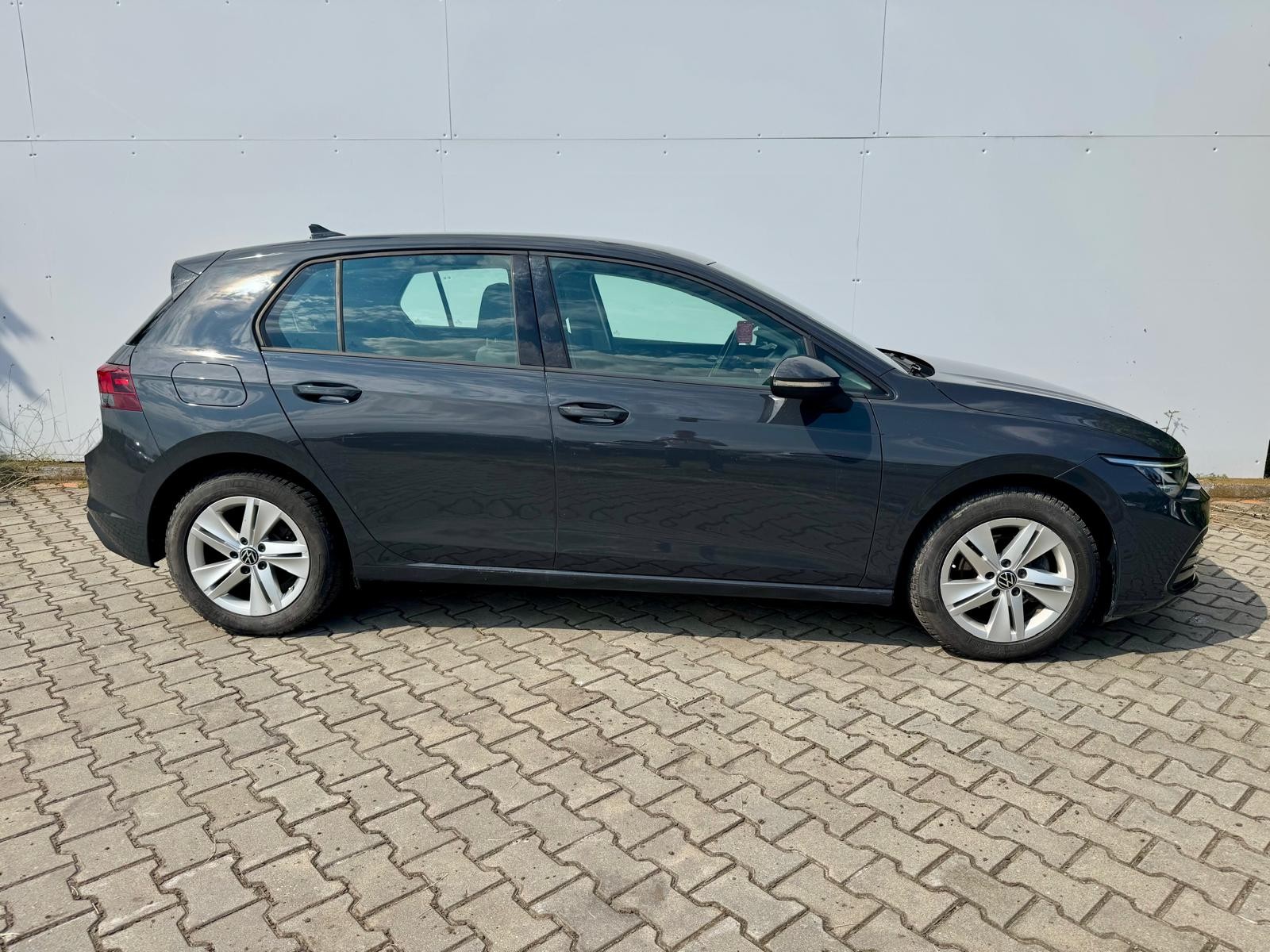 VOLKSWAGEN Golf 2022 — imagine 37