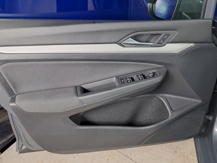 VOLKSWAGEN GOLF VIII LIFE 2.0TDI 115CP 2022