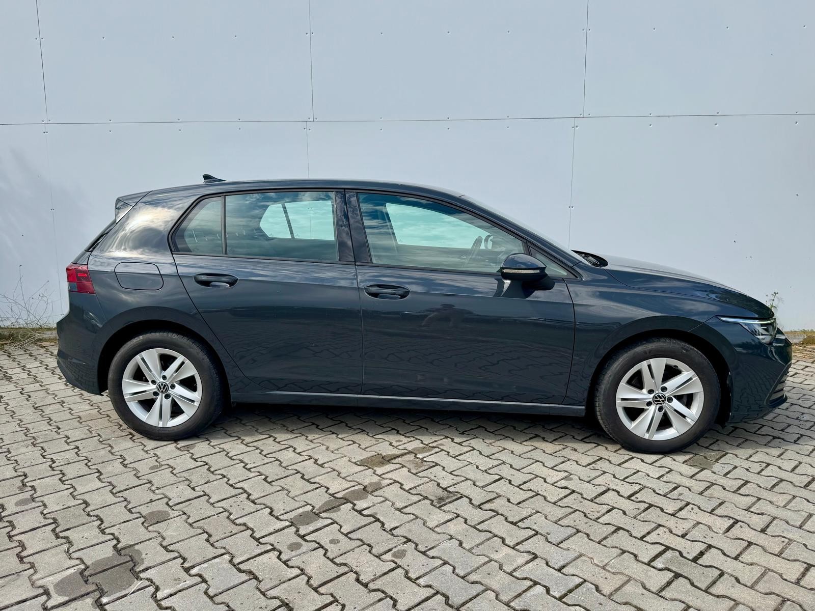 VOLKSWAGEN Golf 2022 — imagine 44