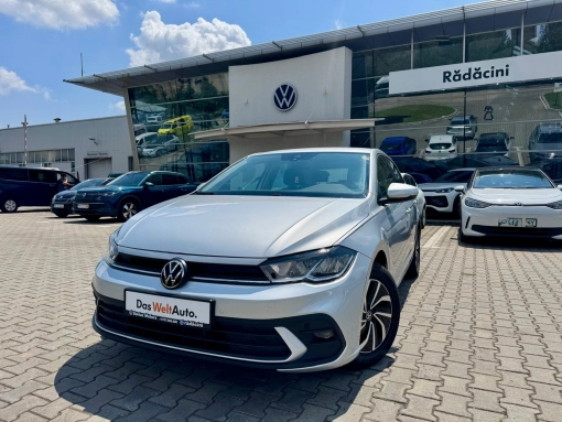 Volkswagen-Polo-Hatchback-2023--Manuala