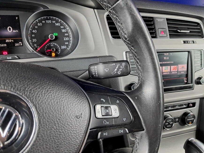 VOLKSWAGEN GOLF VII Comfortline 1.6TDI DSG 110CP 2016