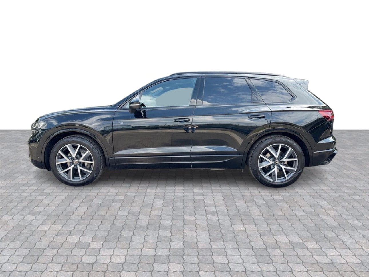 Volkswagen Touareg R-Line SUV 2025