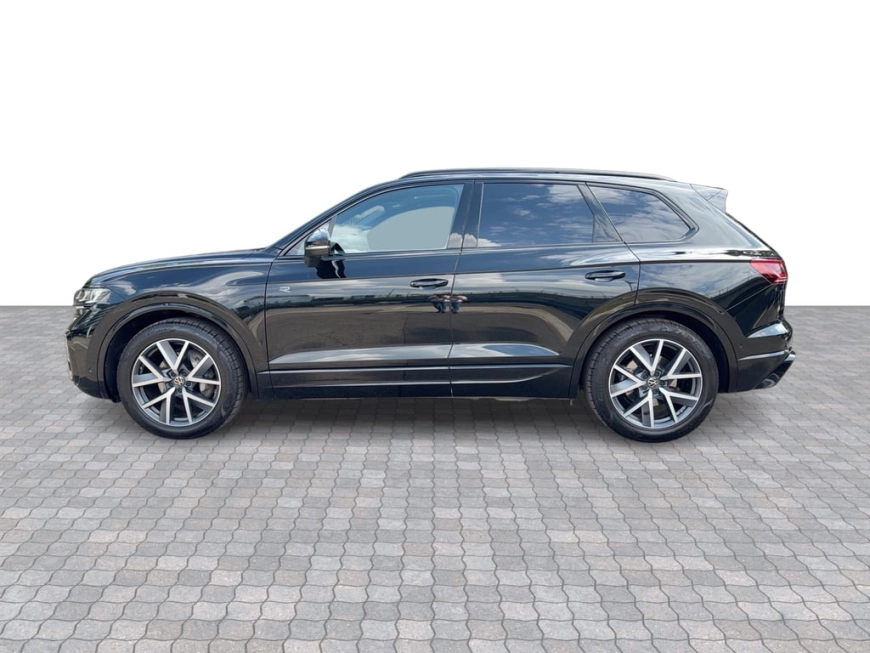Volkswagen Touareg R-Line SUV 2025