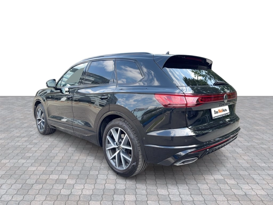 Volkswagen Touareg R-Line SUV 2025