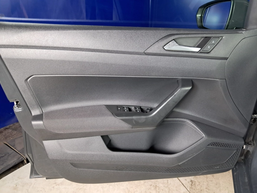 VOLKSWAGEN POLO LIFE 80CP 2021