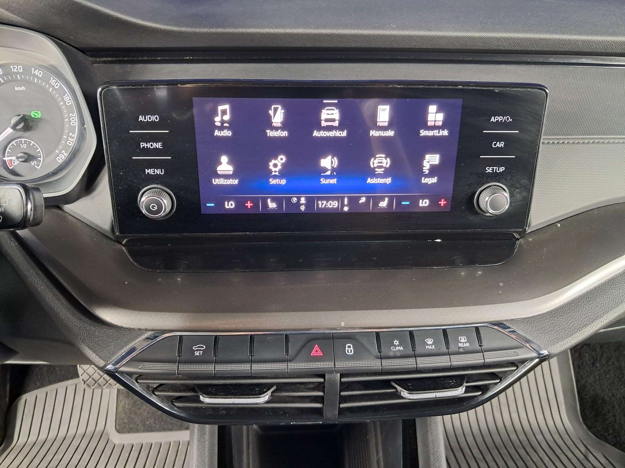 SKODA Octavia 2022 — imagine 16