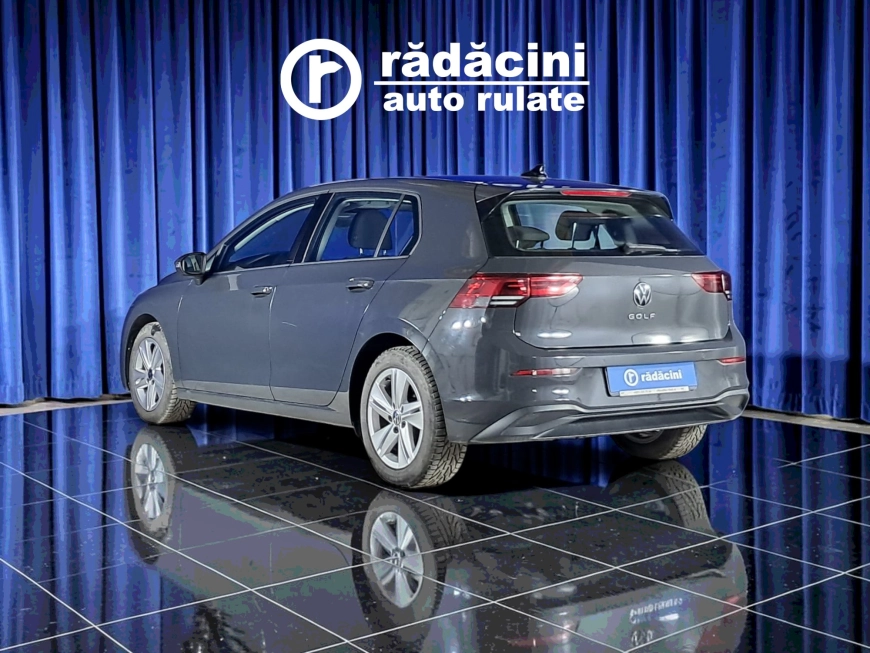 VOLKSWAGEN GOLF VIII LIFE 110CP 2021