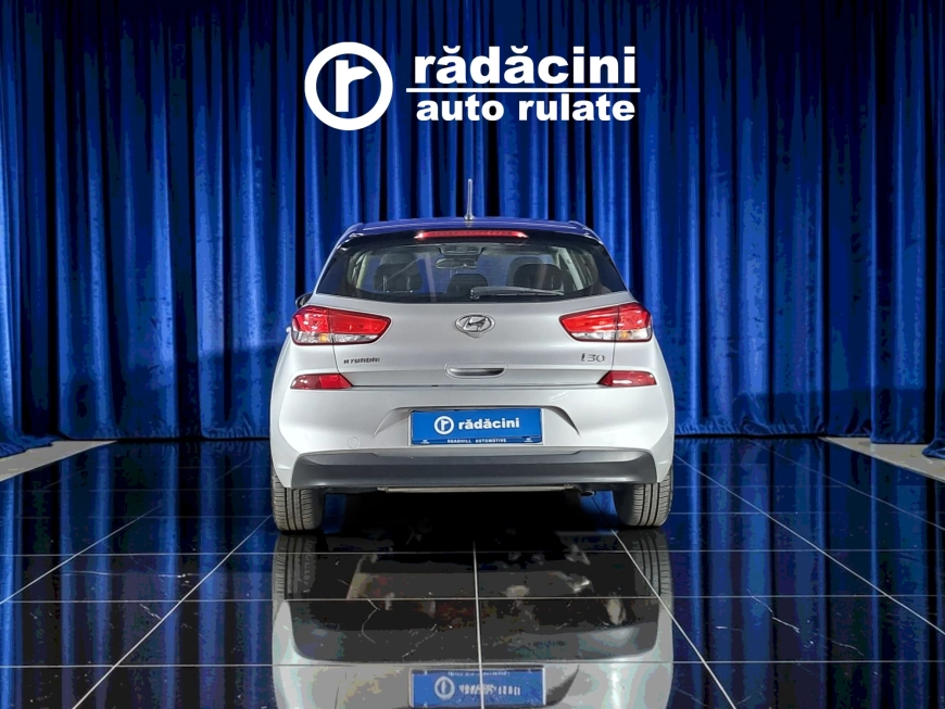 HYUNDAI I30 1.4i 100CP 2017
