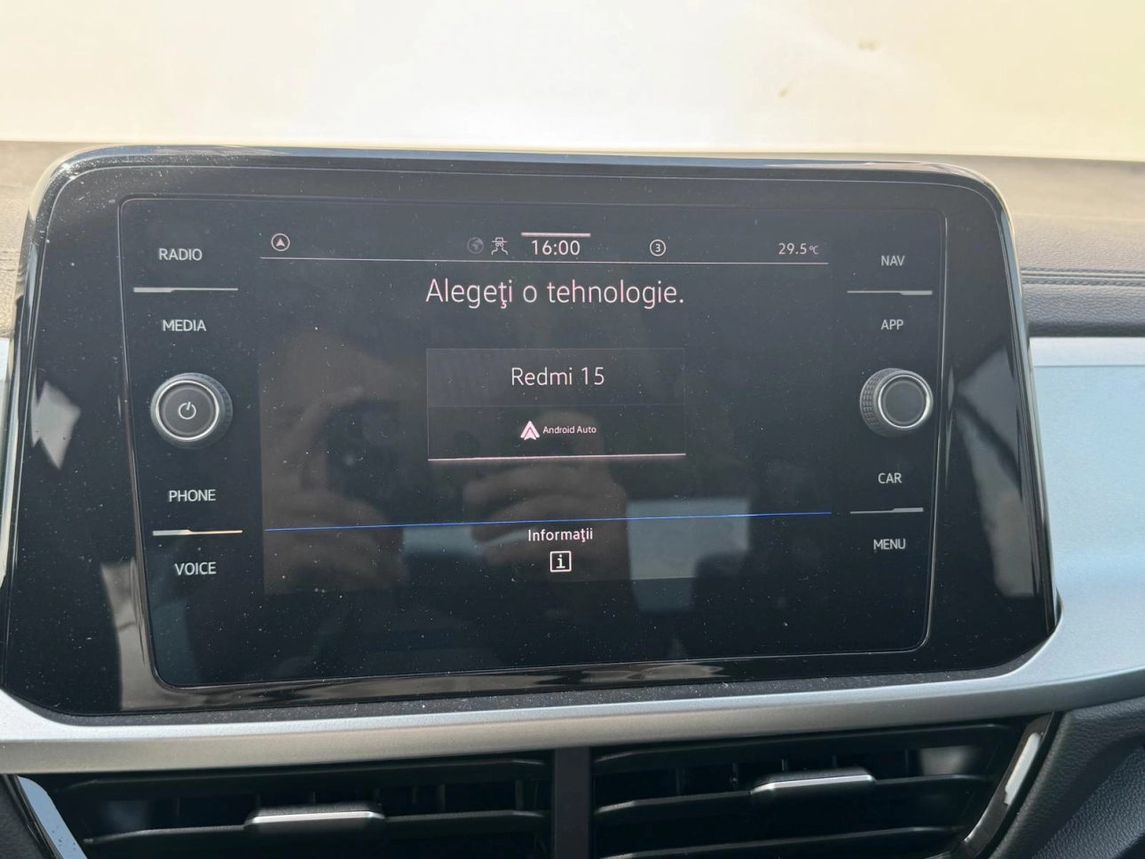 Volkswagen T-ROC SUV 2025