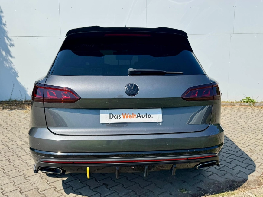 Volkswagen TOUAREG SUV 2022