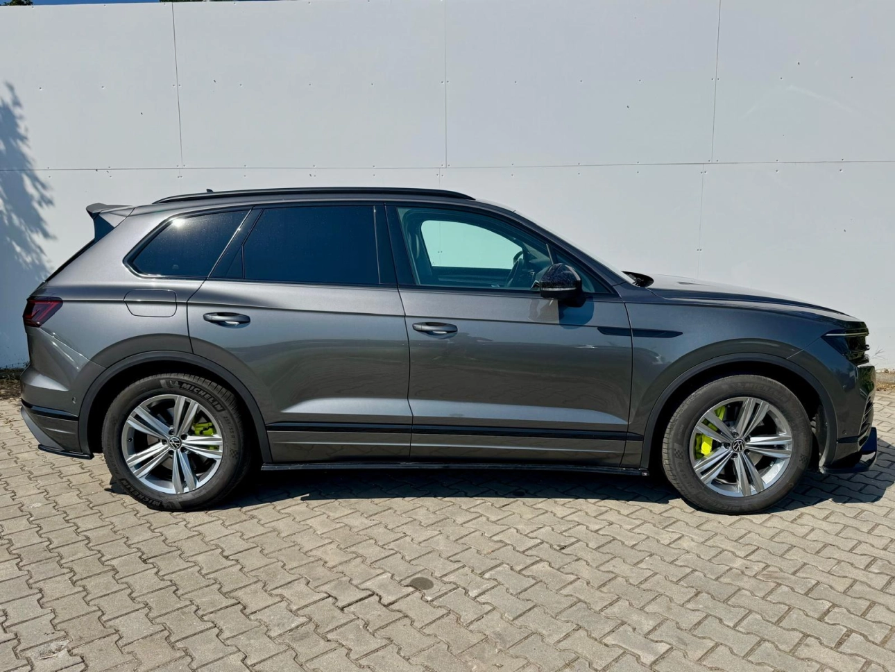 Volkswagen TOUAREG SUV 2022