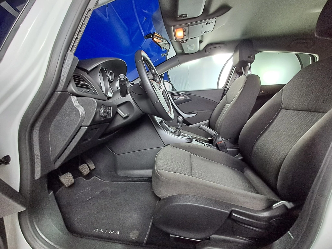 OPEL ASTRA NJOY SEDAN 1.4TI 140CP 2019