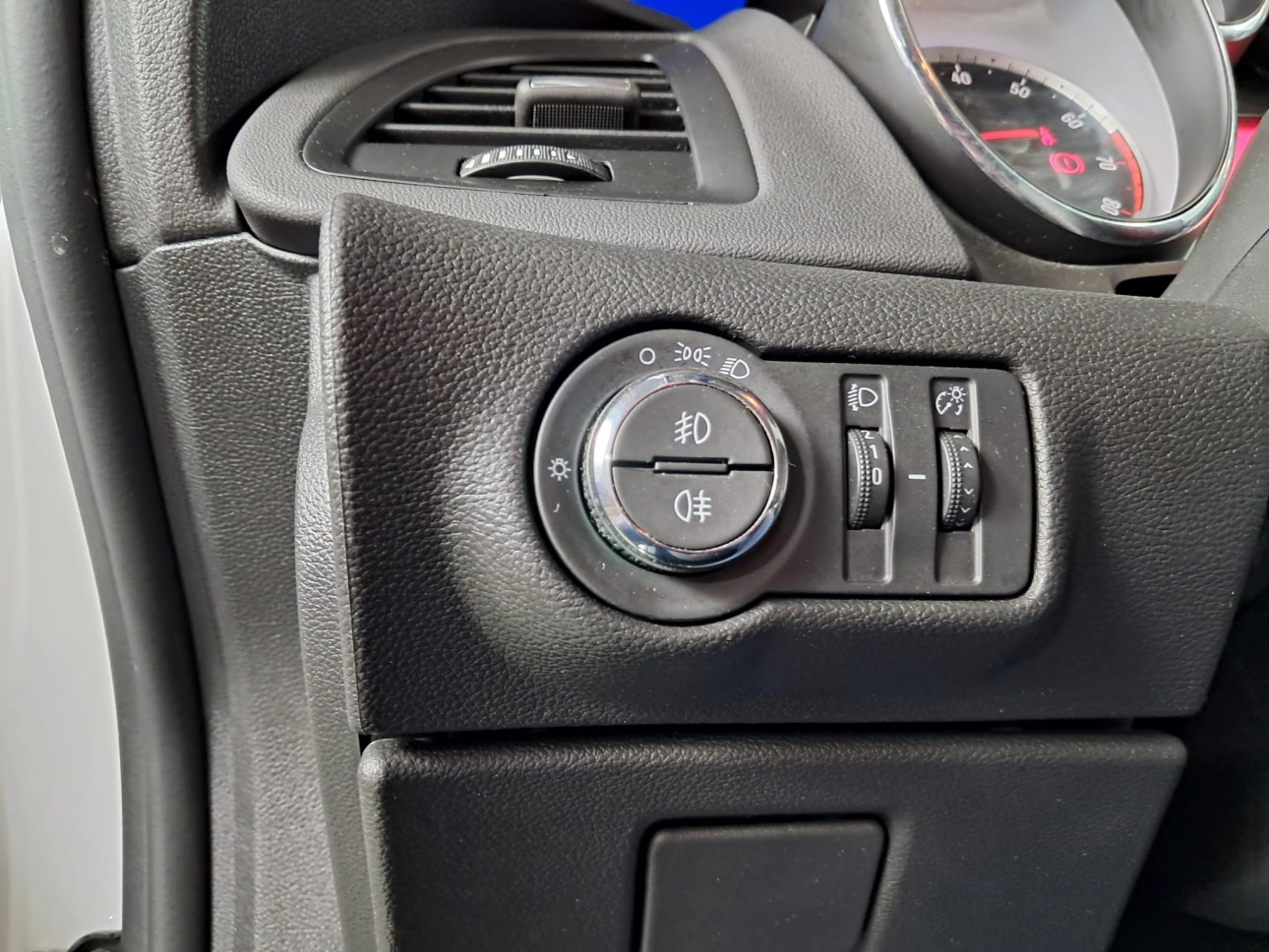 OPEL ASTRA NJOY SEDAN 1.4TI 140CP 2019