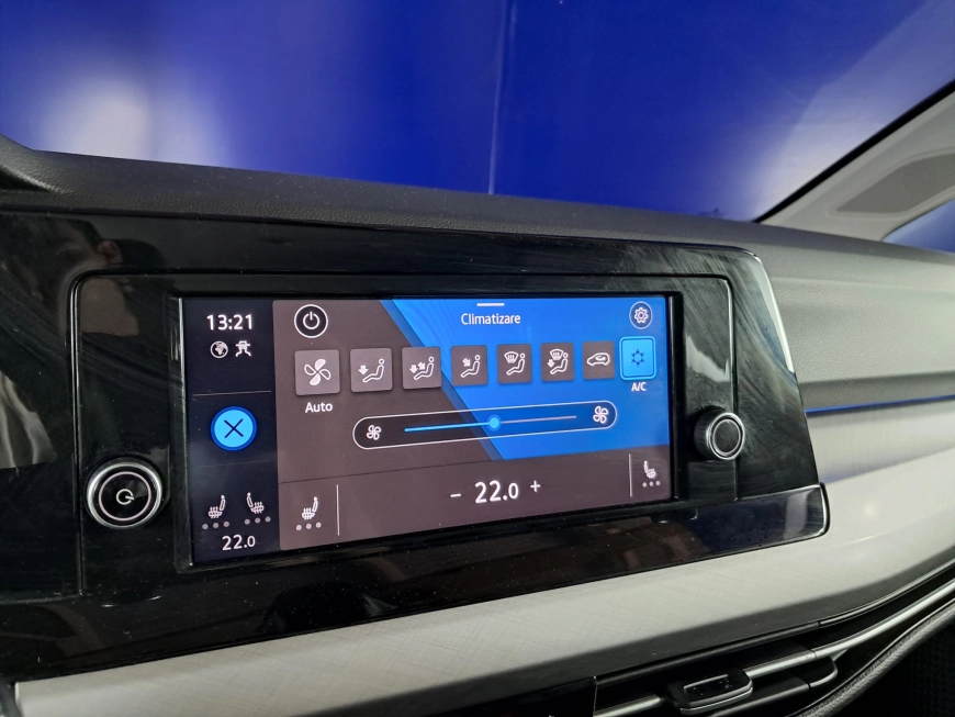 VOLKSWAGEN GOLF VIII DSG7 CONFORTLINE