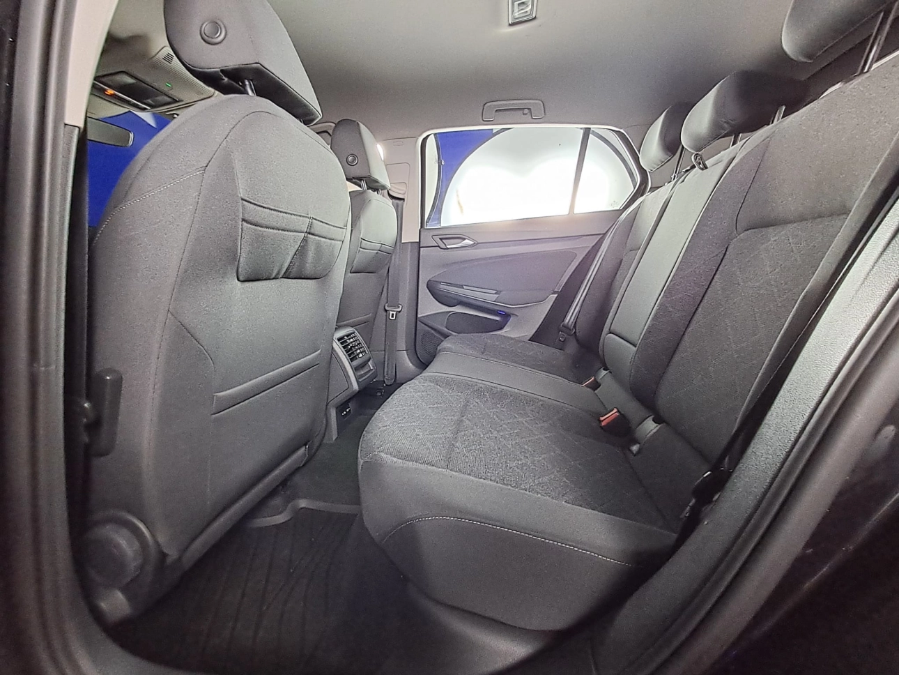 VOLKSWAGEN GOLF VIII DSG7 CONFORTLINE