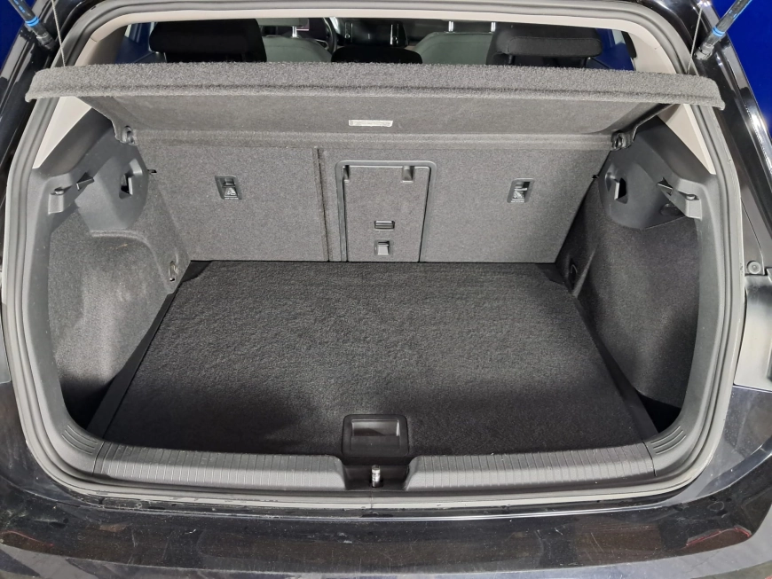 VOLKSWAGEN GOLF VIII DSG7 CONFORTLINE