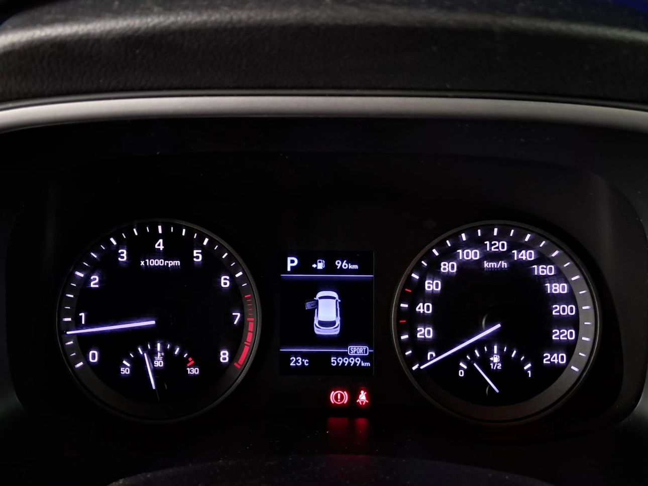 HYUNDAI TUCSON STYLE AUTOMAT 4X4 1.6Ti 177CP 2019
