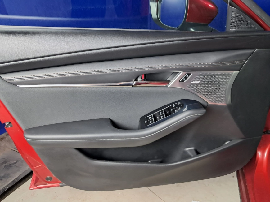 MAZDA 3 SEDAN SKYACTIVE G AUT 122CP 2019